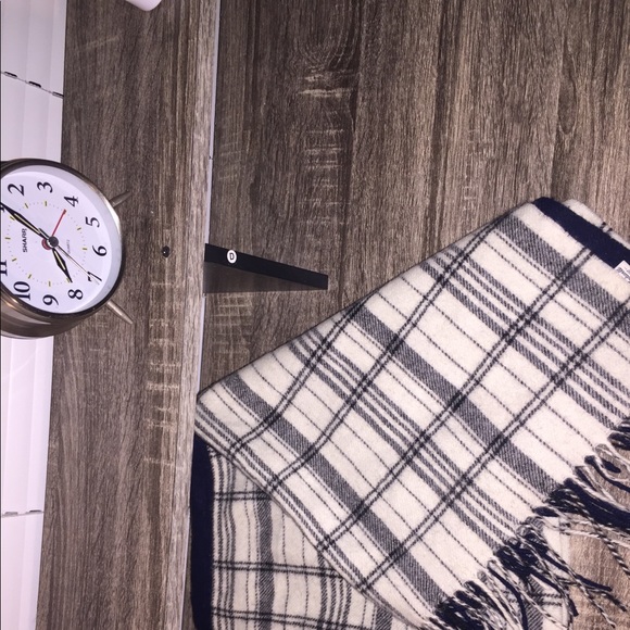 Madwell Wrap - Picture 4 of 14